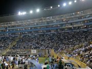 Tragedia allo stadio, 9 persone muoiono schiacciate dalla folla