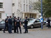 Arras, insegnante ucciso al grido “Allah Akbar”
