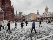 Russia, il 55% dei cittadini vuole la fine negoziata della guerra