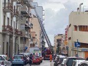 Sassari, 80enne salvata mentre l’appartamento andava in fiamme