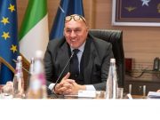 Crosetto: “L’Italia accoglierà 100 bimbi palestinesi per cure”