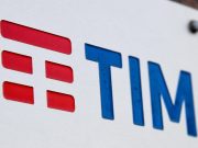 Tim, il governo autorizza la cessione della rete a Kkr