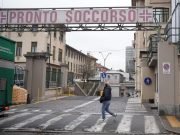 Torino, morta la donna accoltellata dal marito