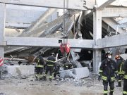 Firenze, crolla il solaio di un supermercato in costruzione: 3 morti, 3 feriti e 2 dispersi
