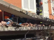 Roma, donna muore perchè cede una parte del balcone sopra al suo