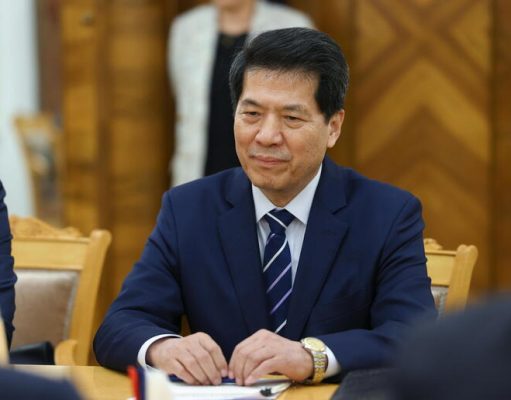 Cina: “Ripristinare la pace in Ucraina è la cosa più urgente da fare”