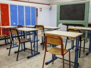 Sorano, prof sospeso per molestie ad alunne