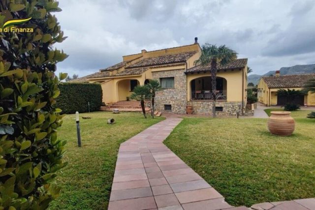 Foto imprenditore Castello