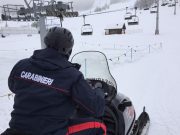 Valdaora, carabinieri accompagnano a valle due sciatori ubriachi