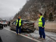 Cina, 19 morti per il crollo di una parte di un’autostrada
