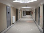 Trento, detenuto sfregia la moglie in carcere