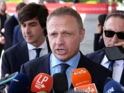 Chat razzista ed antisemita, Signorelli si autosospende