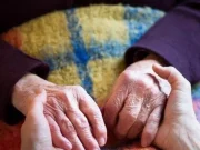 Roma, arrestato un uomo per aver picchiato violentemente un anziano di 94 anni