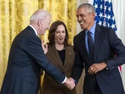 Elezioni Usa, gli Obama appoggiano Harris in un video