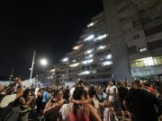 Scampia (Napoli), crolla un ballatoio: 2 morti e 12 feriti