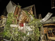 Germania, 1 morto per il crollo di un piano di un hotel