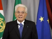 Mattarella: «UE si impegni per governare i movimenti migratori»