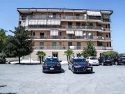 Rivalta Bormida, spara al figlio disabile ed alla moglie e poi si uccide