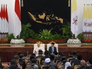 Il Papa è Indonesia per contrastare estremismo e intolleranza