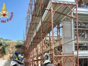 Pergusa, quattro operai feriti nel crollo di un solaio di una scuola