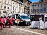Torino, auto sulla folla durante un rally: 12 feriti
