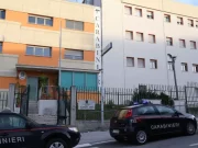 San Felice a Cancello, donna strangolata dal marito davanti al figlio