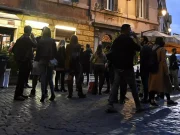 Roma, tre ragazzi accoltellati appena usciti da una discoteca