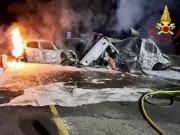 Monticelli d’Ongina, ladri rubano materiale tecnologico da un magazzino con un colpo da film