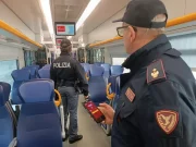 Finale Ligure, una capotreno aggredita da mamma e figlia senza biglietto