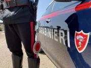 Giussano, 24enne accoltellata fuori un supermercato