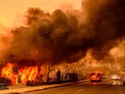 Los Angeles brucia, città messa in ginocchio dagli incendi