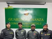 Crotone, sequestrati quasi 12 chili tra hascisc e marijuana