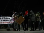 Turchia, proteste in strada per l’arresto del sindaco di Istanbul