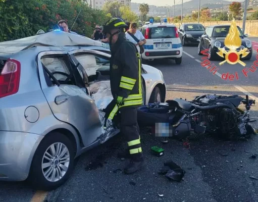 Catanzaro, 35enne muore in uno scontro tra auto e moto
