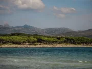 Sardegna, due turisti muoiono in spiaggia per il caldo