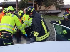 Tir travolge cantiere a Valdastico, muore un operaio