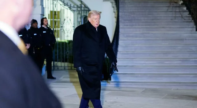 Donald Trump atterra a Zurigo per il World Economic Forum