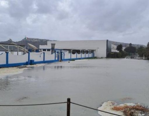 Ciclone Harry, maltempo al Sud: scuole chiuse, evacuazioni e danni in Sicilia, Calabria e Sardegna Maltempo in Sardegna