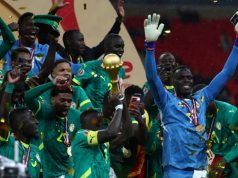 Senegal-Marocco, finale infinita: rigore sbagliato, proteste e Coppa d’Africa ai supplementari La gioia dei giocatori del Senegal
