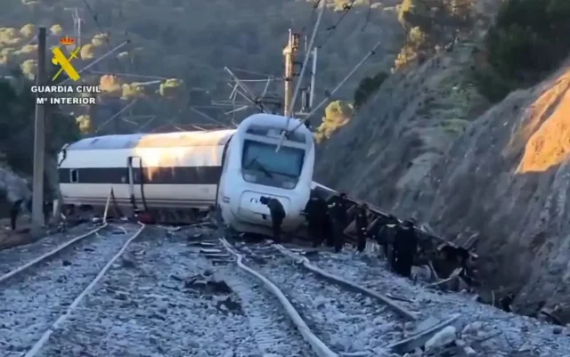 Incidente ferroviario in Spagna ad Adamuz sulla linea alta velocità Madrid-Andalusia