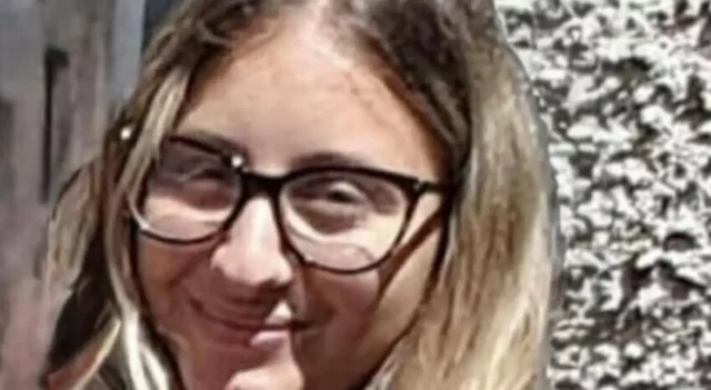 funerali ragazza 19 anni Cassano Irpino