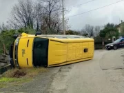 Scuolabus si ribalta a Cervaro, a bordo sette bambini scuolabus ribaltato Cervaro