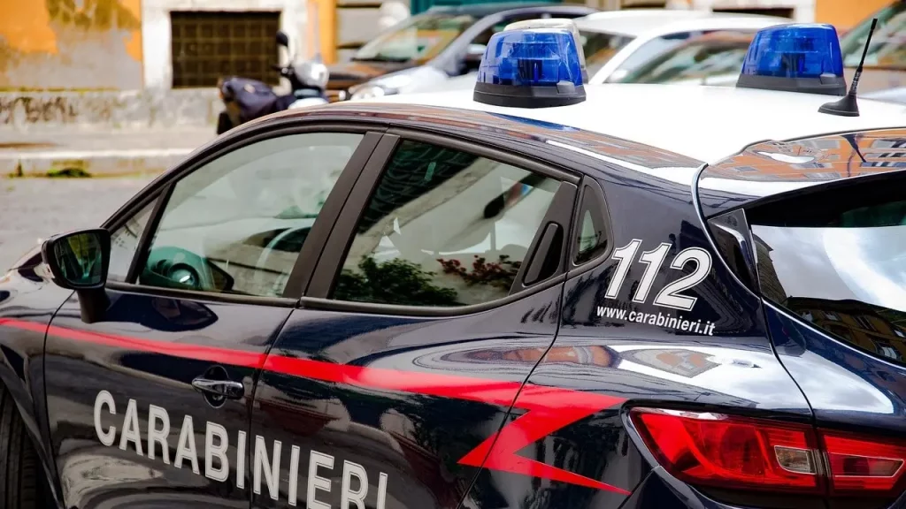 Carabinieri Napoli pattuglia