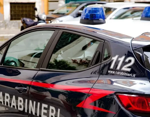 Napoli, abusa di una minore ricoverata: arrestato operatore socio-sanitario Carabinieri Napoli pattuglia