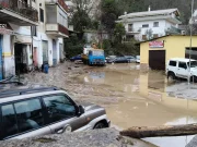 Esondazione fiumi nel Cosentino: famiglie isolate e strade allagate dopo 260 mm di pioggia Esondazione fiumi nel Cosentino con Busento e Campagnano fuori dagli argini