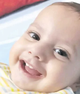 Domenico Caliendo, oggi i funerali del bimbo morto dopo il trapianto: l’autopsia conferma che il cuore era sano Funerali Domenico Caliendo Duomo Nola