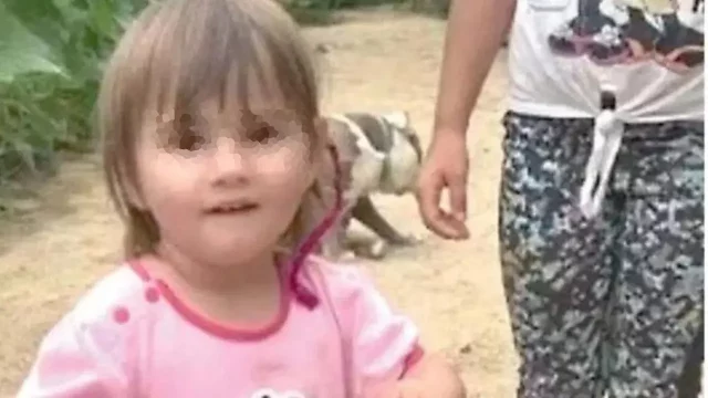 Indagini a Bordighera per la morte della piccola Beatrice (Foto La Stampa) Bordighera indagini morte bambina