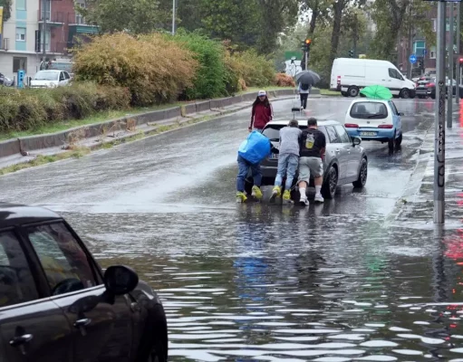 Maltempo, arriva la burrasca di San Valentino: scatta l’allerta meteo. Ecco dove Allerta meteo Sicilia e Calabria