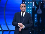 Sanremo 2026, la scaletta della seconda serata: 15 Big sul palco e nuove sfide tra i giovani Carlo Conti seconda serata Sanremo 2026