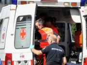 Dramma sul lavoro nel Napoletano, operaio precipita dal tetto durante l’installazione di pannelli ambulanza 118 intervento incidente lavoro